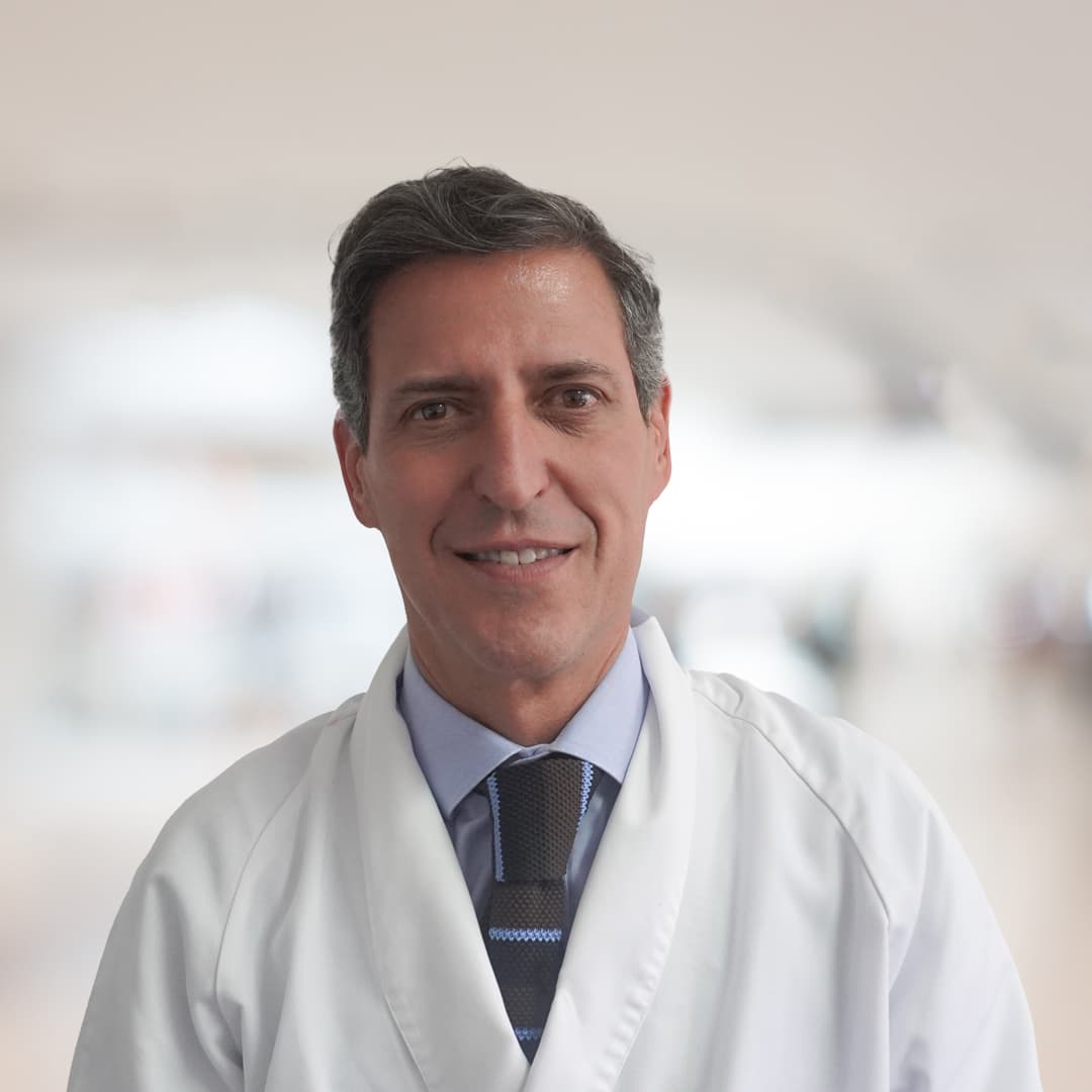 Foto de Dr. Ernesto Otero Leongomez